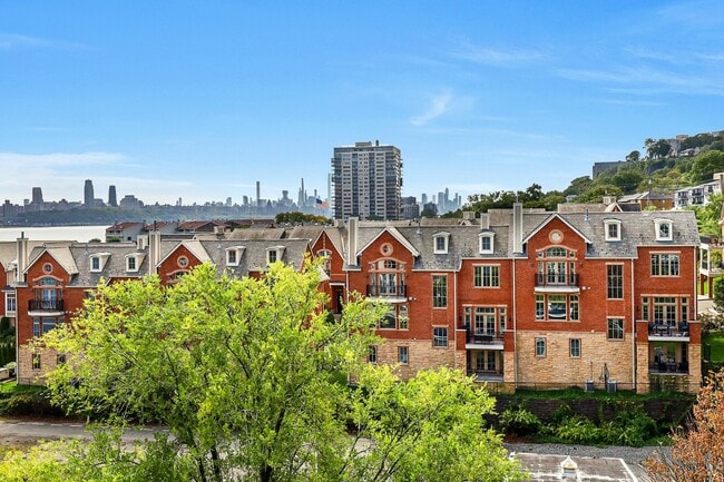 Building Photo - 22 Vela Way