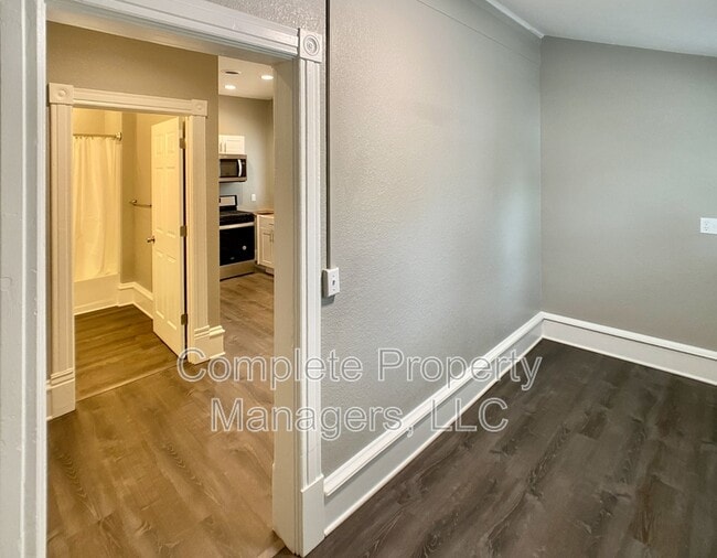 Building Photo - 258 S Pearl St