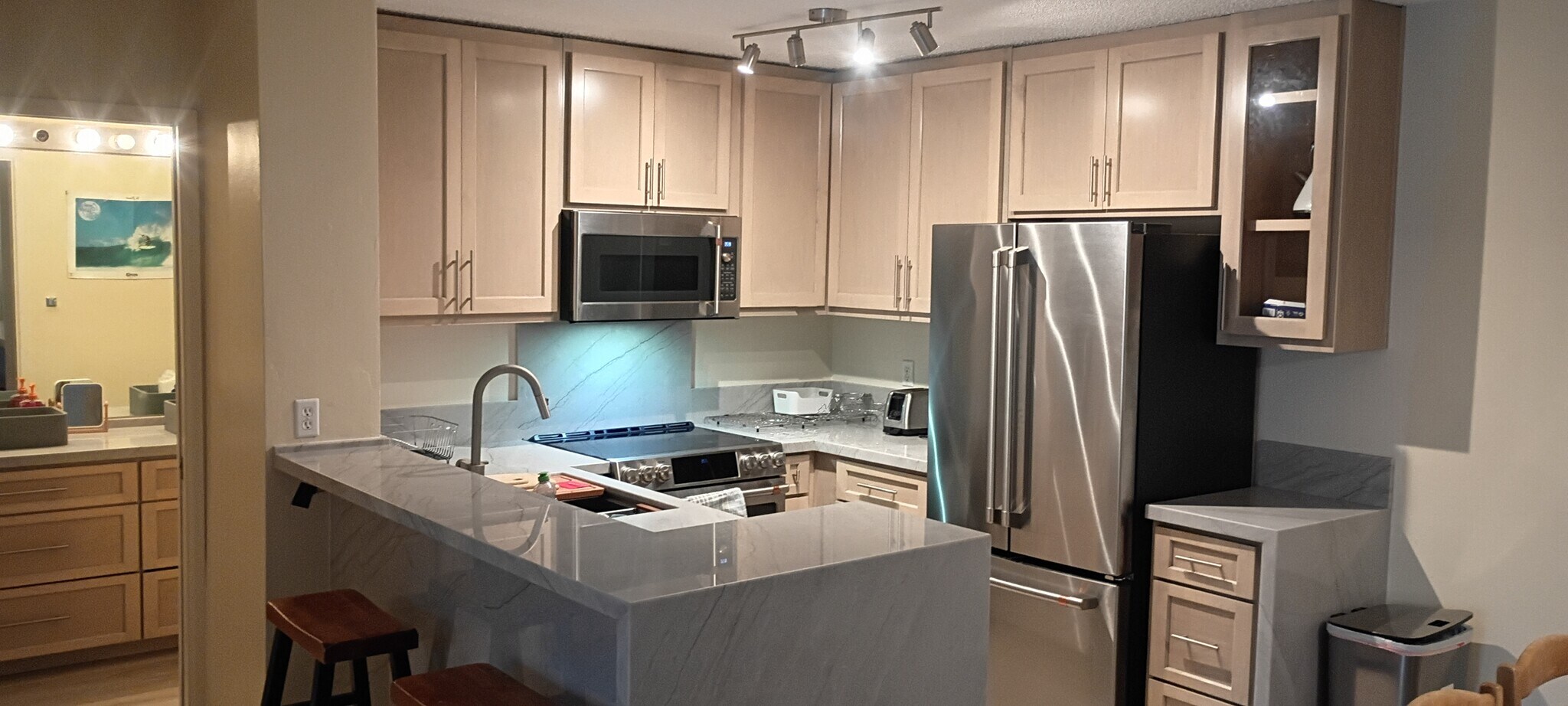 Building Photo - 1855 Diamond St