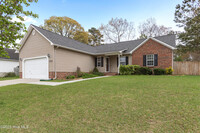 Building Photo - 102 Summercreek Dr