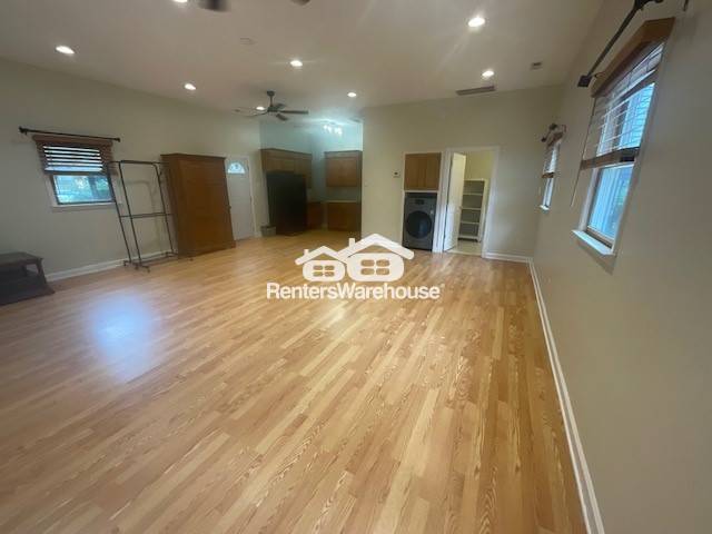 Building Photo - 9801 Providence Forest Ln