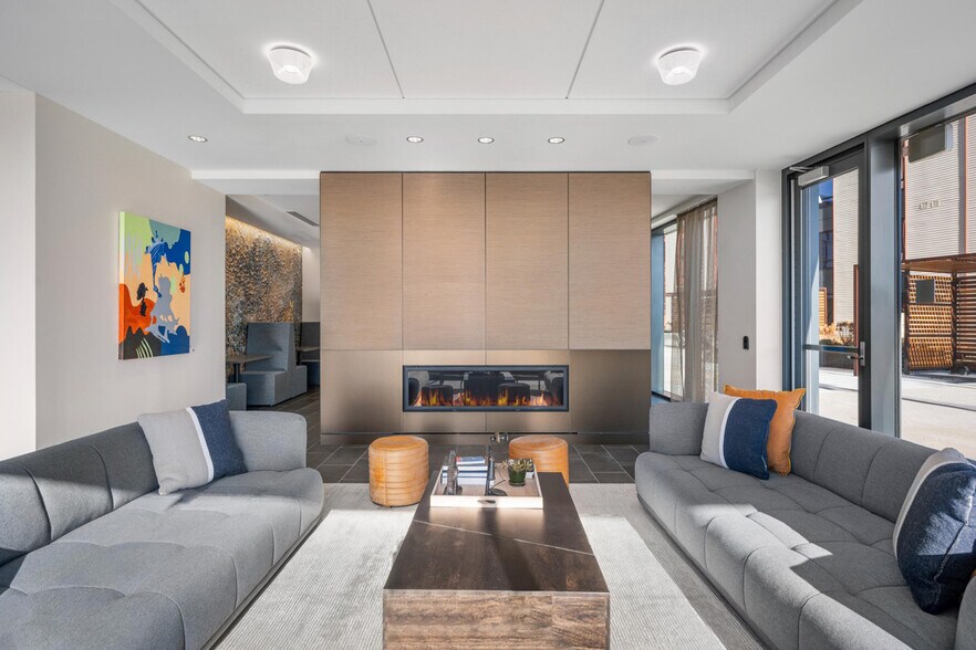 Building Photo - 270 Harvard St