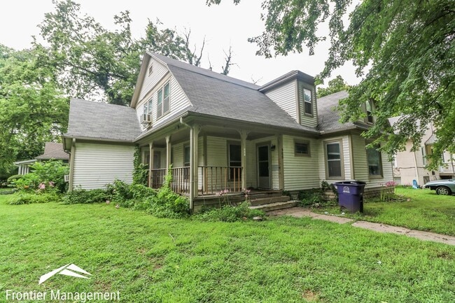 Primary Photo - 900 Leavenworth St