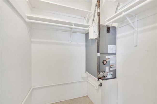 Building Photo - 2708 NW 52nd St