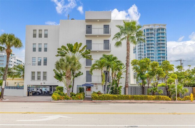 Building Photo - 6545 Indian Creek Dr