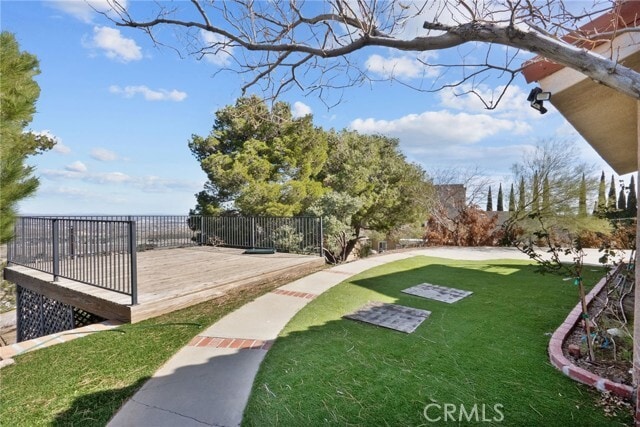 Building Photo - 1138 Lakeview Dr