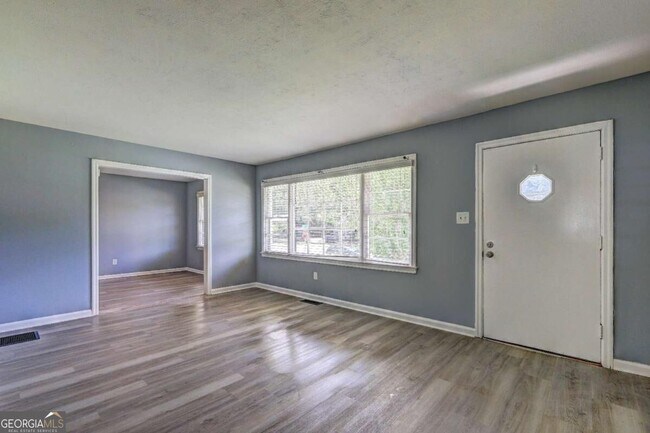 Building Photo - 970 Oglethorpe Ave