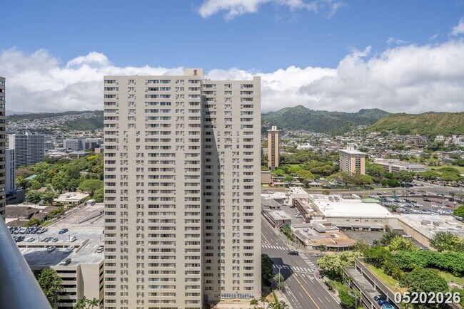 Building Photo - $4000 l 2 Bedrooms | 2 Bathrooms | STUNNING VIEWS/ RESORT STYLE LIVING