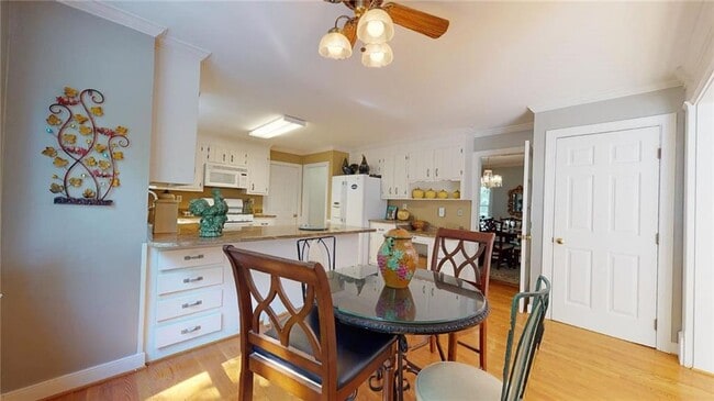 Building Photo - 2207 Birnam Woods Ct