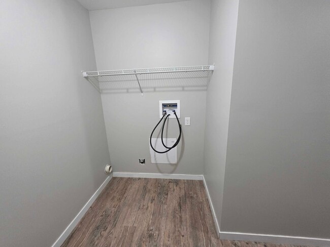 Building Photo - 4548 Spruce Ct