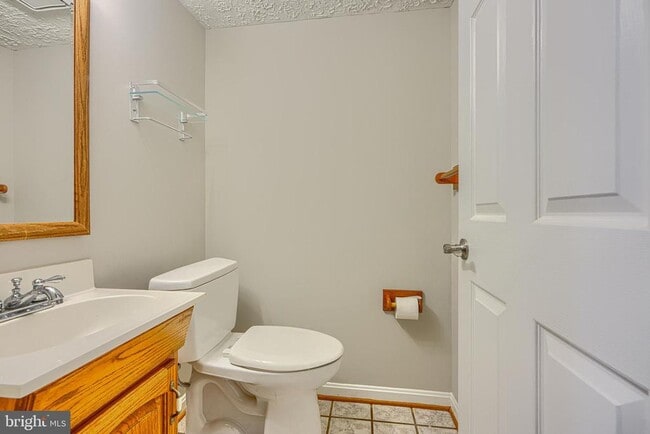 Building Photo - 8301 Whitebark Ct
