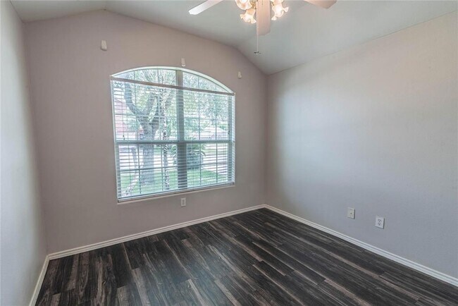 Building Photo - 3918 Ridge Canyon Rd