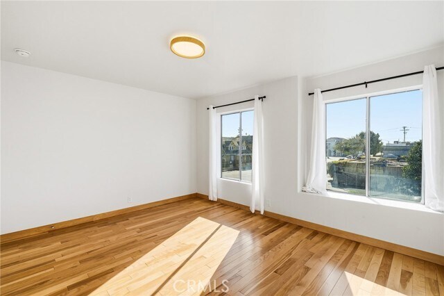 Building Photo - 1703 W 25th St