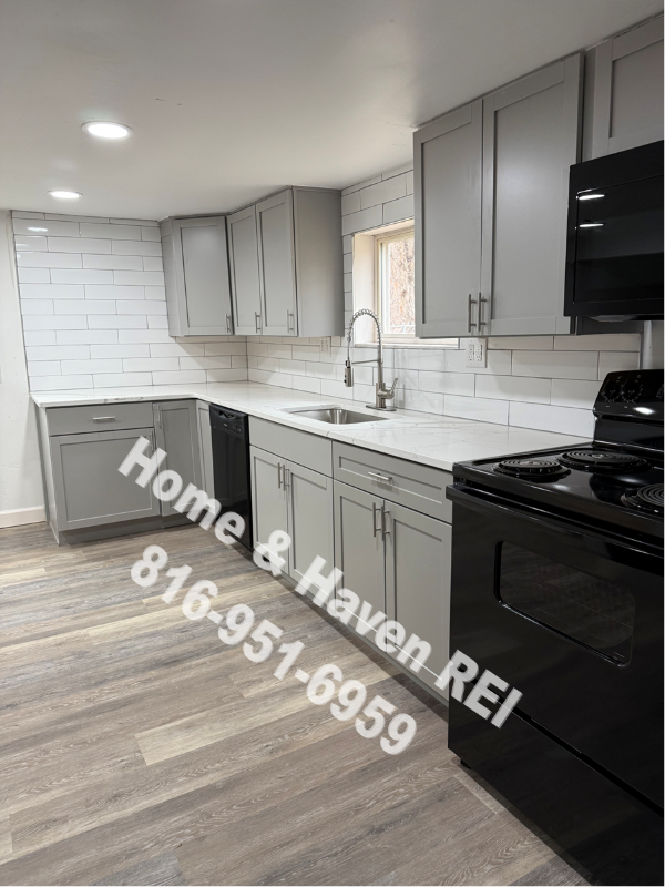 Building Photo - 10503 E Scarritt Ave