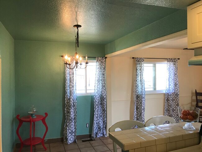 Building Photo - 5110 Clay St