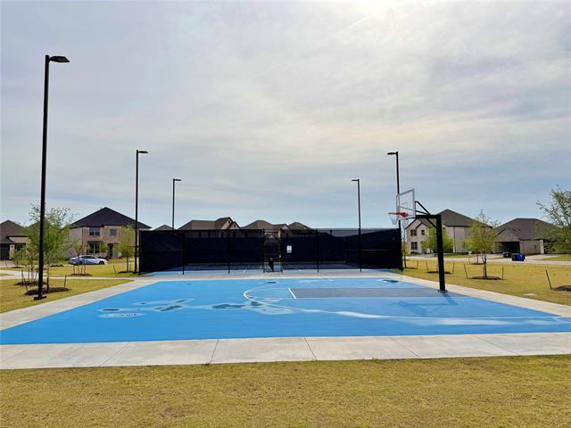 Building Photo - 2203 Heatwave Ln