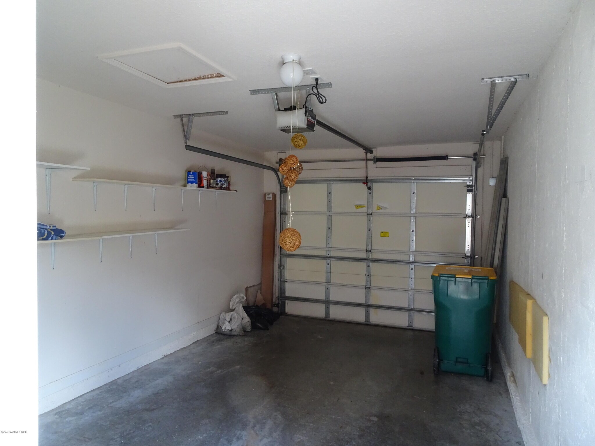 Garage - 1120 Luminary Cir