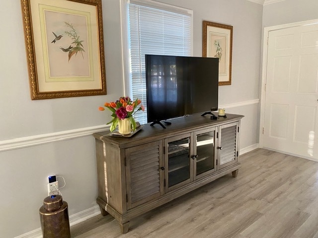 Building Photo - 2515 Vero Beach Ave