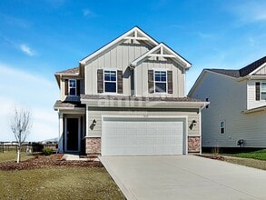 Building Photo - 9112 Henley Ave