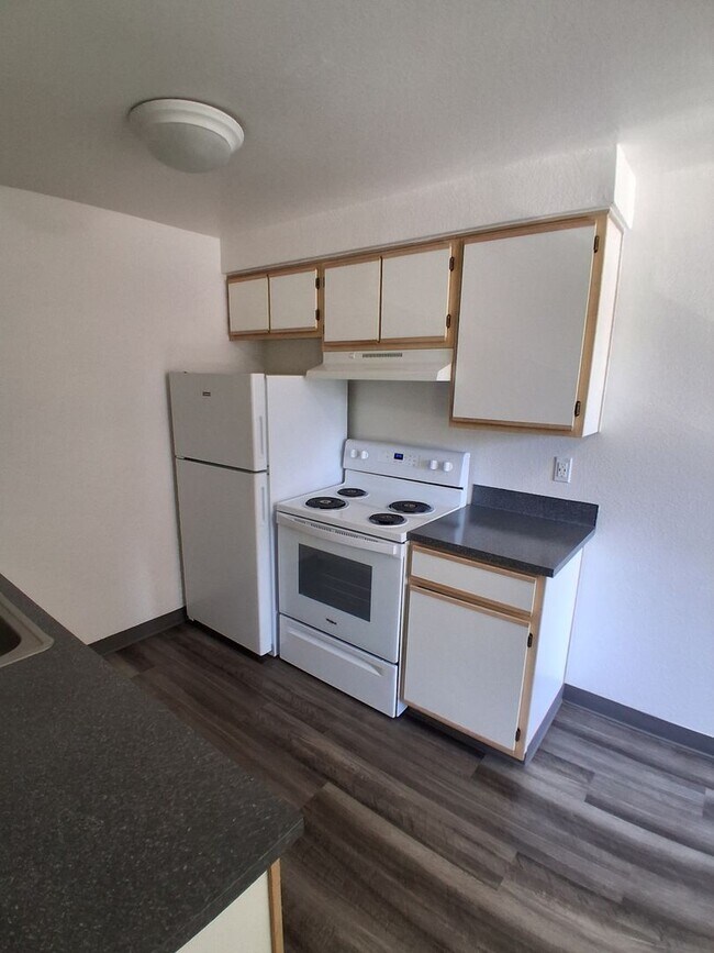 Building Photo - Location, Community, Quality Living. It St...