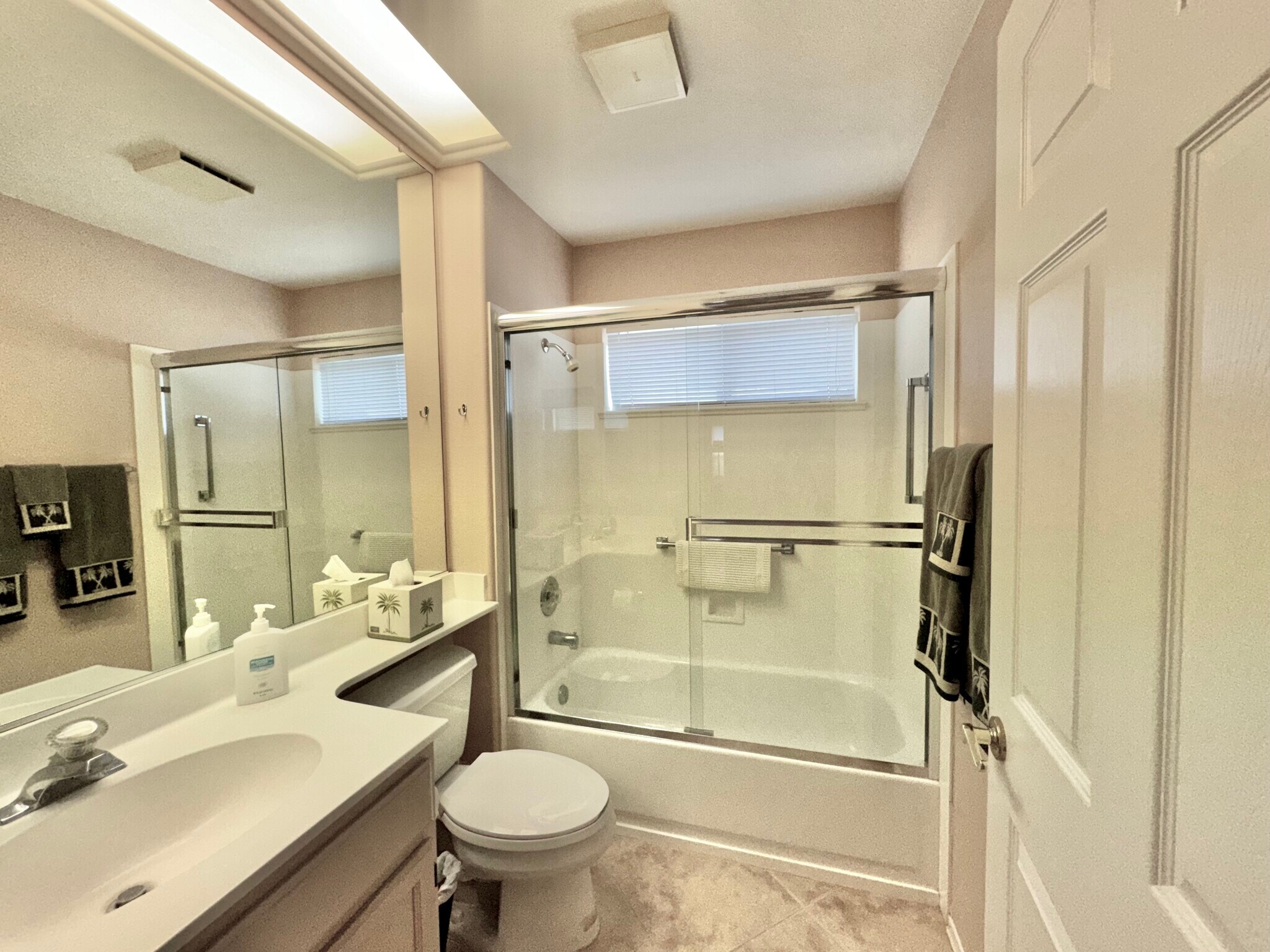 2ND BATHROOM - 78376 Moongold Rd