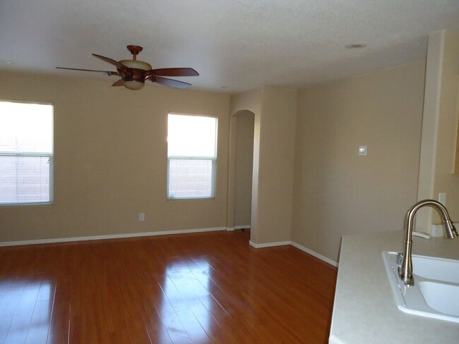 Building Photo - 7461 Ademar St