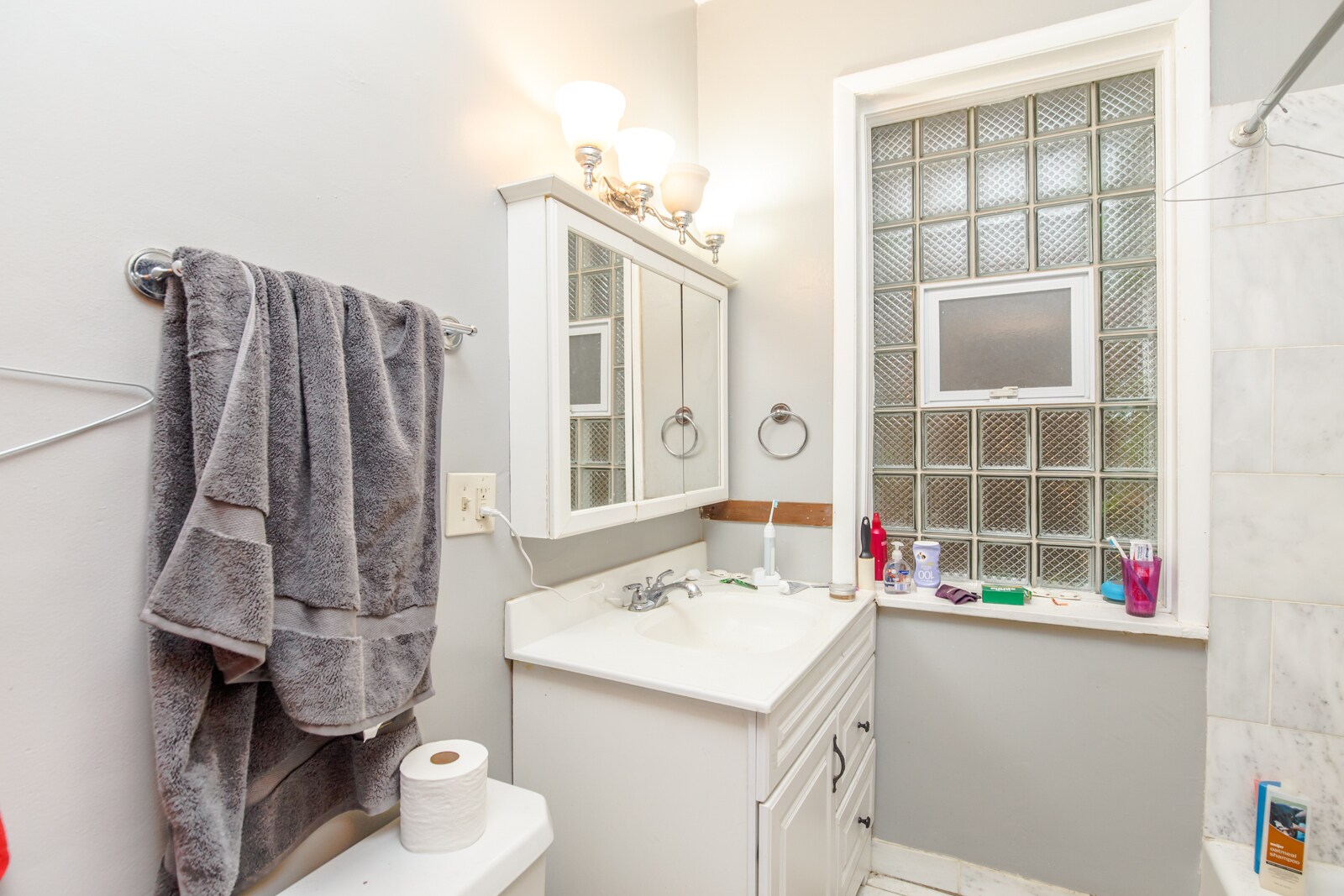 Building Photo - 1306 Eddy W St