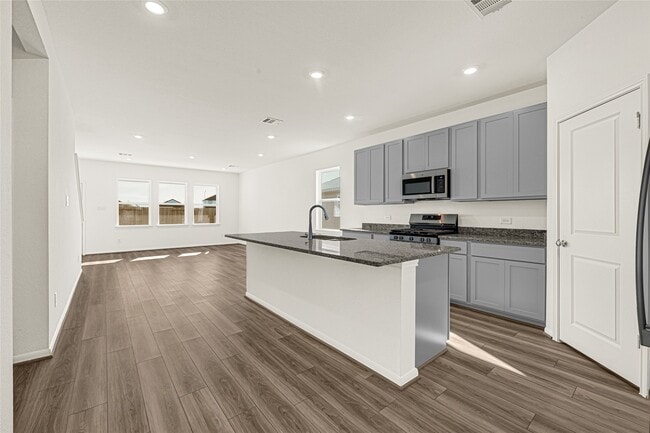 Building Photo - 21835 Honey Scent Ln