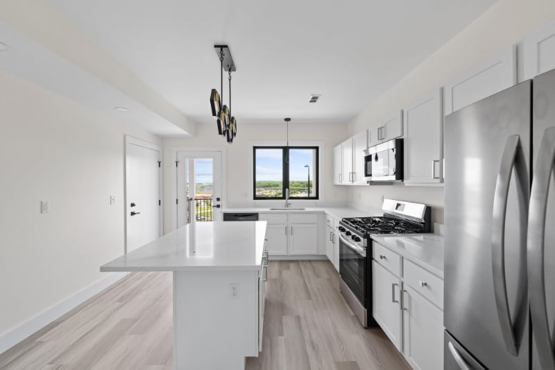 Building Photo - 1295 Holmden Ave