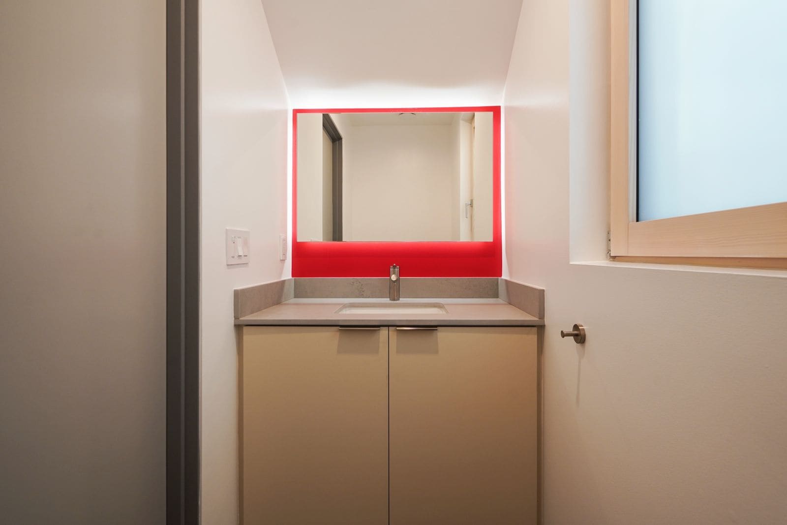 powder room - 12529 Wagner St