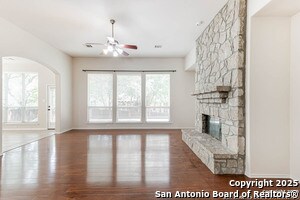 Building Photo - 322 Waxberry Trail