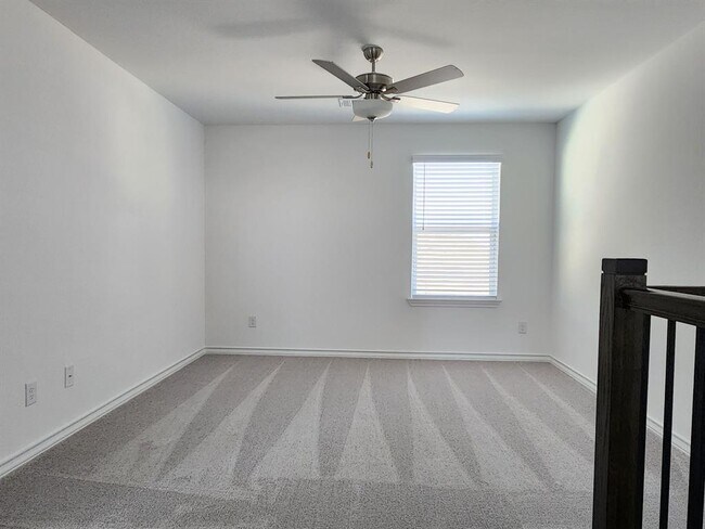 Building Photo - 202 Doodle Ln