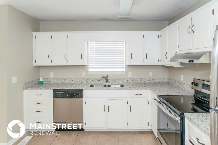 Building Photo - 320 Willow Glen Ct