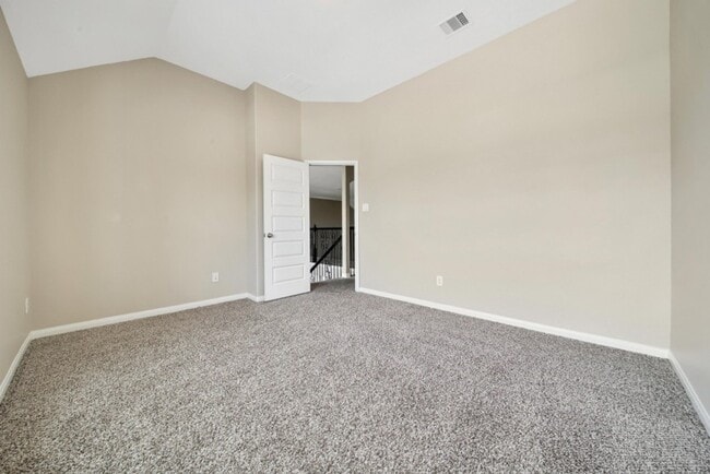 Building Photo - 3007 Rocky Point Dr