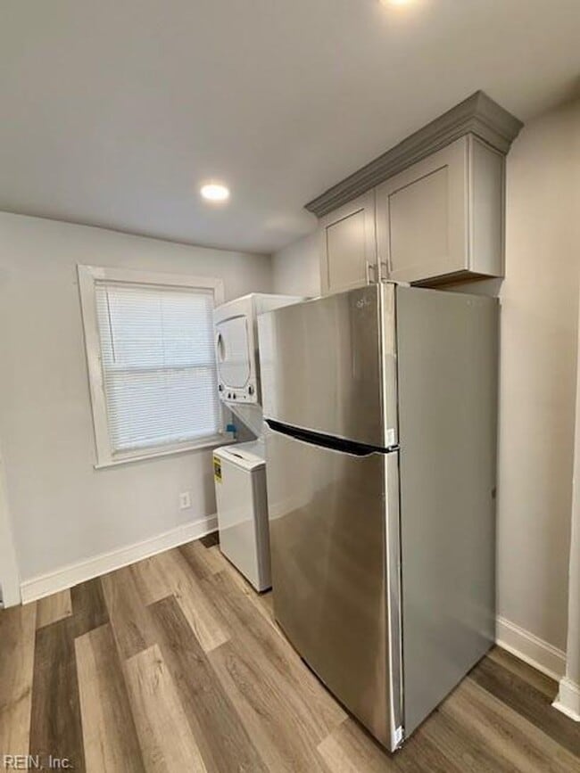 Building Photo - FOR RENT NORFOLK!!