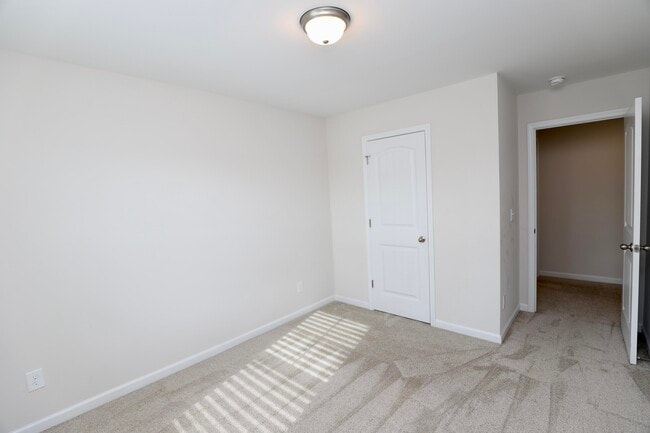 Building Photo - 115 Whitetail Cir