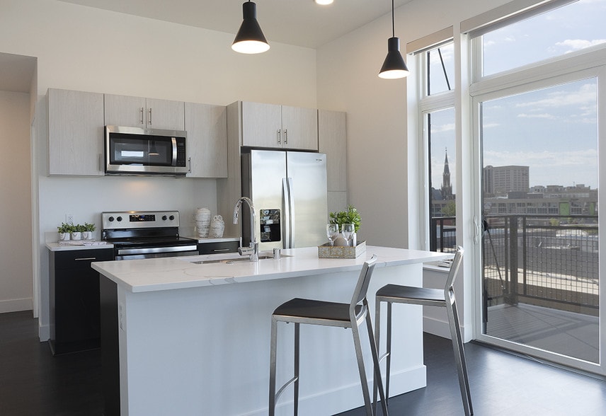 Kitchen - Five Fifty Ultra Lofts