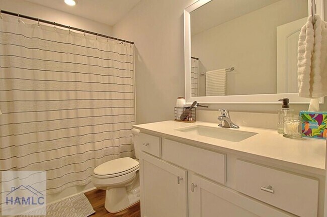 Building Photo - 232 Flagler Dr