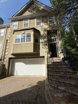Building Photo - 2456 Brookhaven Heights Ct NE