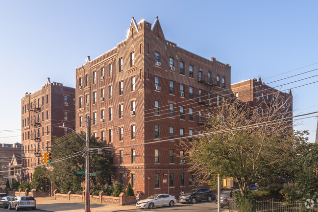 Building Photo - 85-50 Forest Parkway