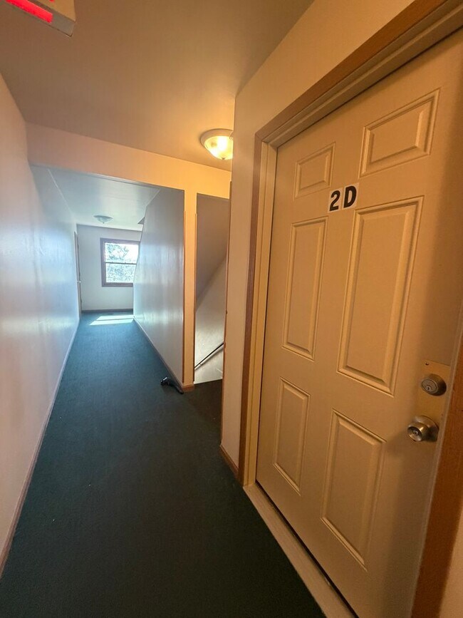 Building Photo - 4312 W Shamrock Ln