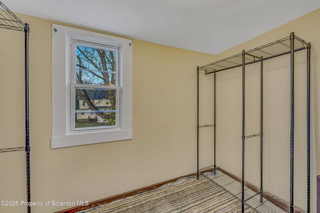 Building Photo - 232 Ferdinand St