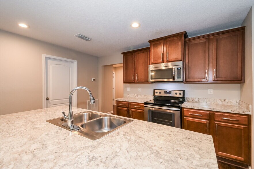 Building Photo - 2386 Christi Lakes Court