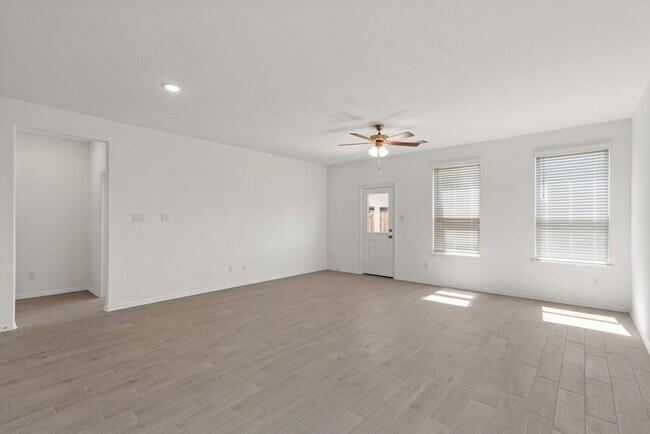 Building Photo - 23103 Forebear Dr