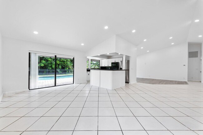 Building Photo - 9718 Lancaster Pl