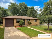 Building Photo - Home in South Boulder for August 2025!