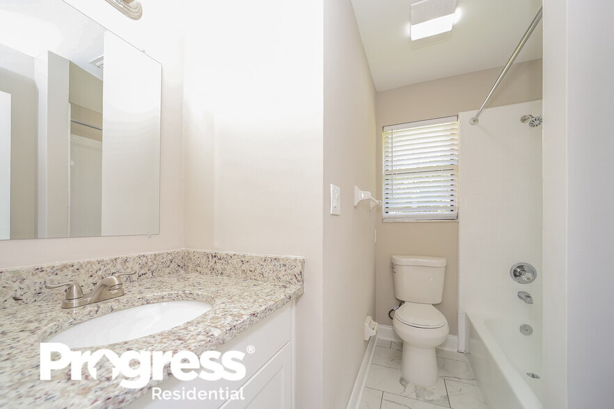 Building Photo - 10802 Naples Ct S