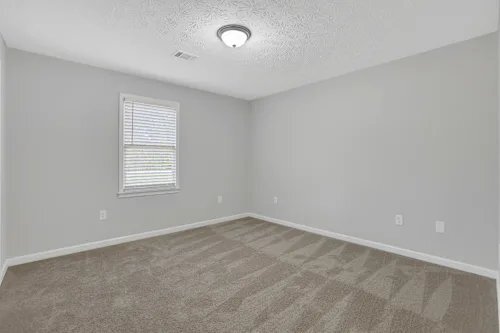 Building Photo - 24 Holly Creek Dr
