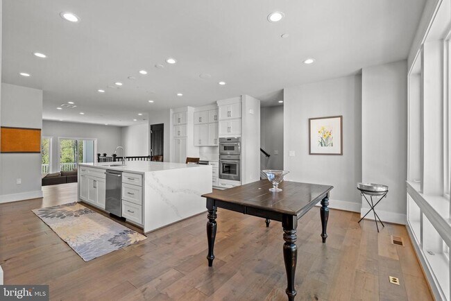 Building Photo - 3717 Glenmoor Reserve Ln