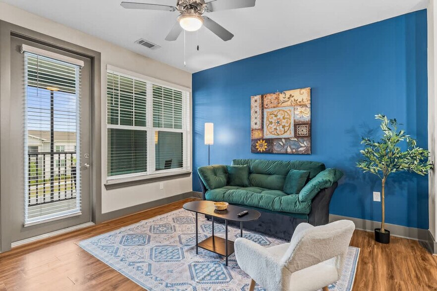 Primary Photo - 9236 Vintage Hills Way